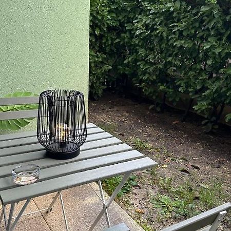 Appartement A Fleury-Merogis Proche De Paris Exterior photo
